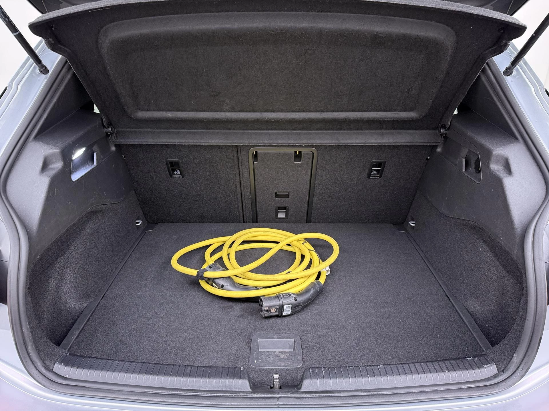 Hoofdafbeelding CUPRA Born