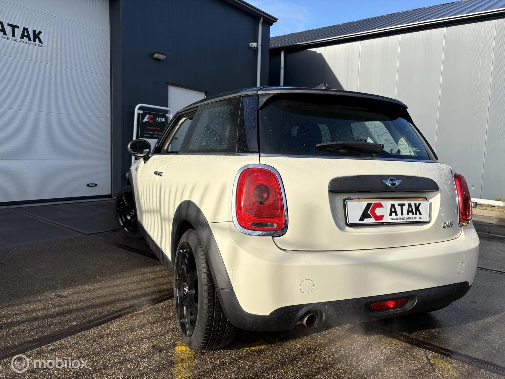 Hoofdafbeelding MINI One