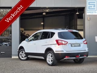 Suzuki SX4 S-Cross 1.6 Exclusive |Clima|Panorama|Navi|Cruise