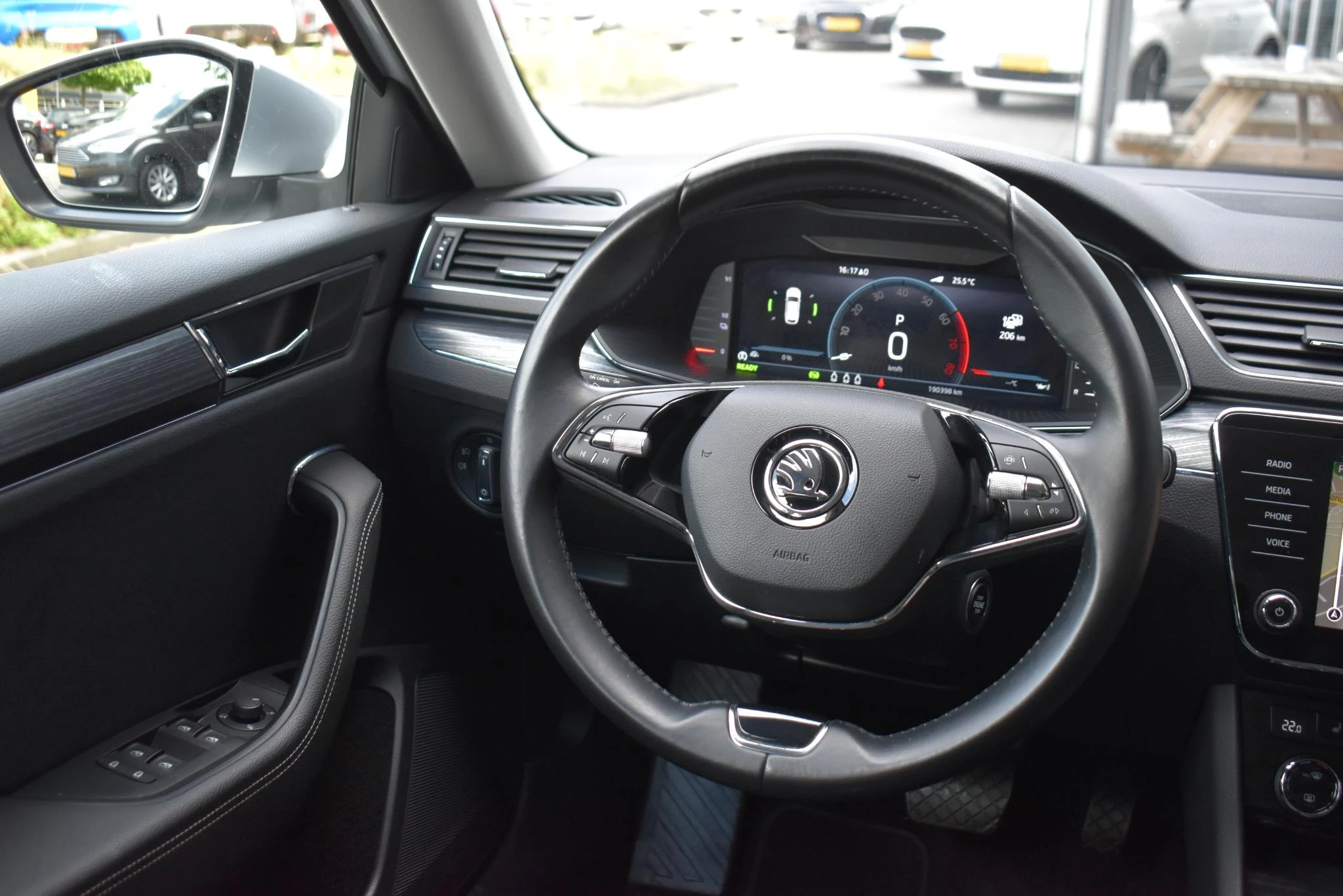 Hoofdafbeelding Škoda Superb