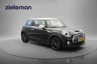 MINI Electric Mini Essential 33 kWh - Carplay, Navi, Clima, Cruise, Camera, Half Leer, SOH 95%