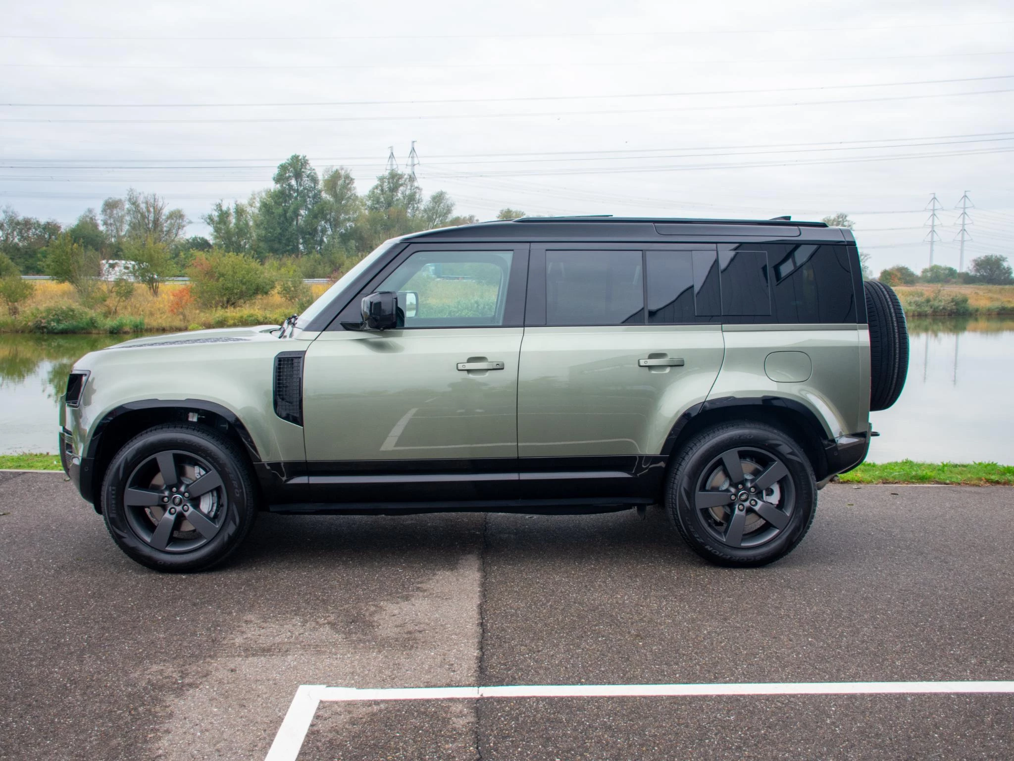 Hoofdafbeelding Land Rover Defender