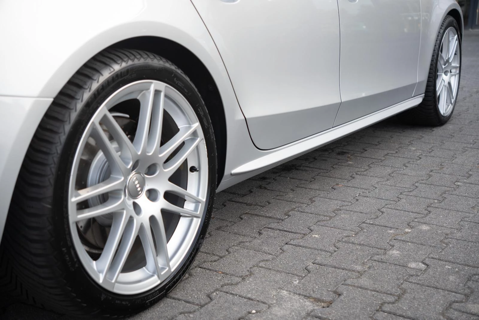 Hoofdafbeelding Audi S4