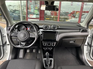 Suzuki Swift 1.2 STYLE SMART HYBR