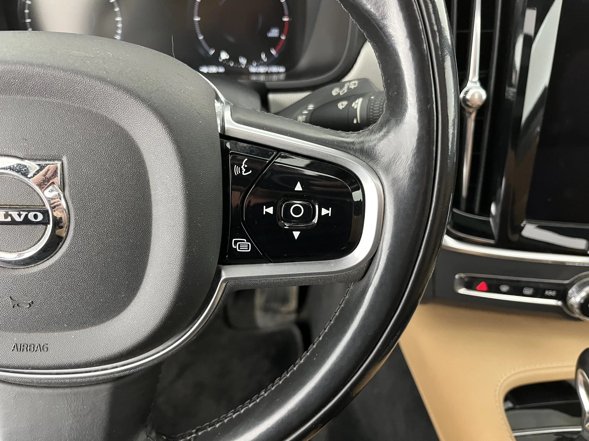 Hoofdafbeelding Volvo V90