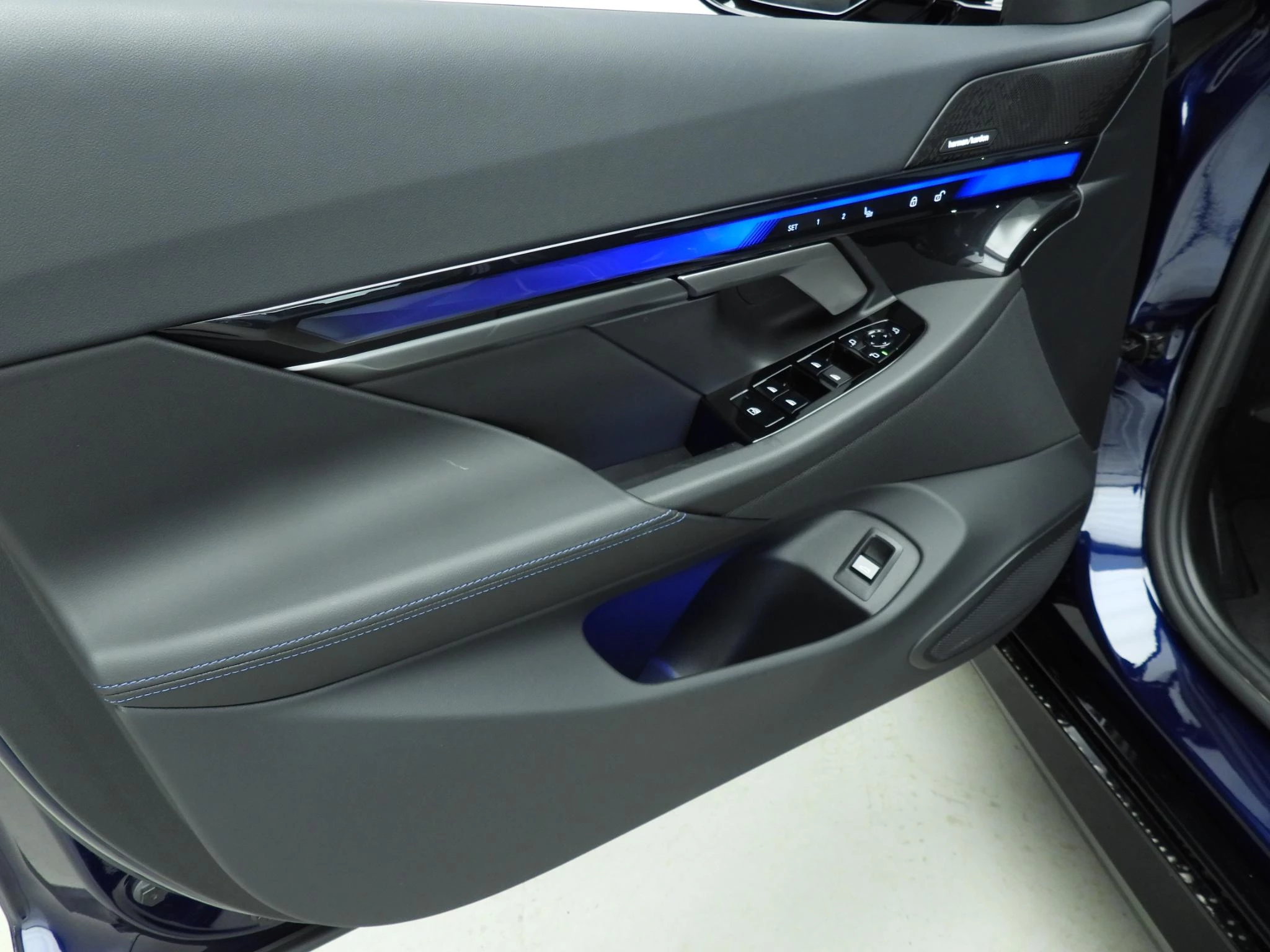 Hoofdafbeelding BMW i5