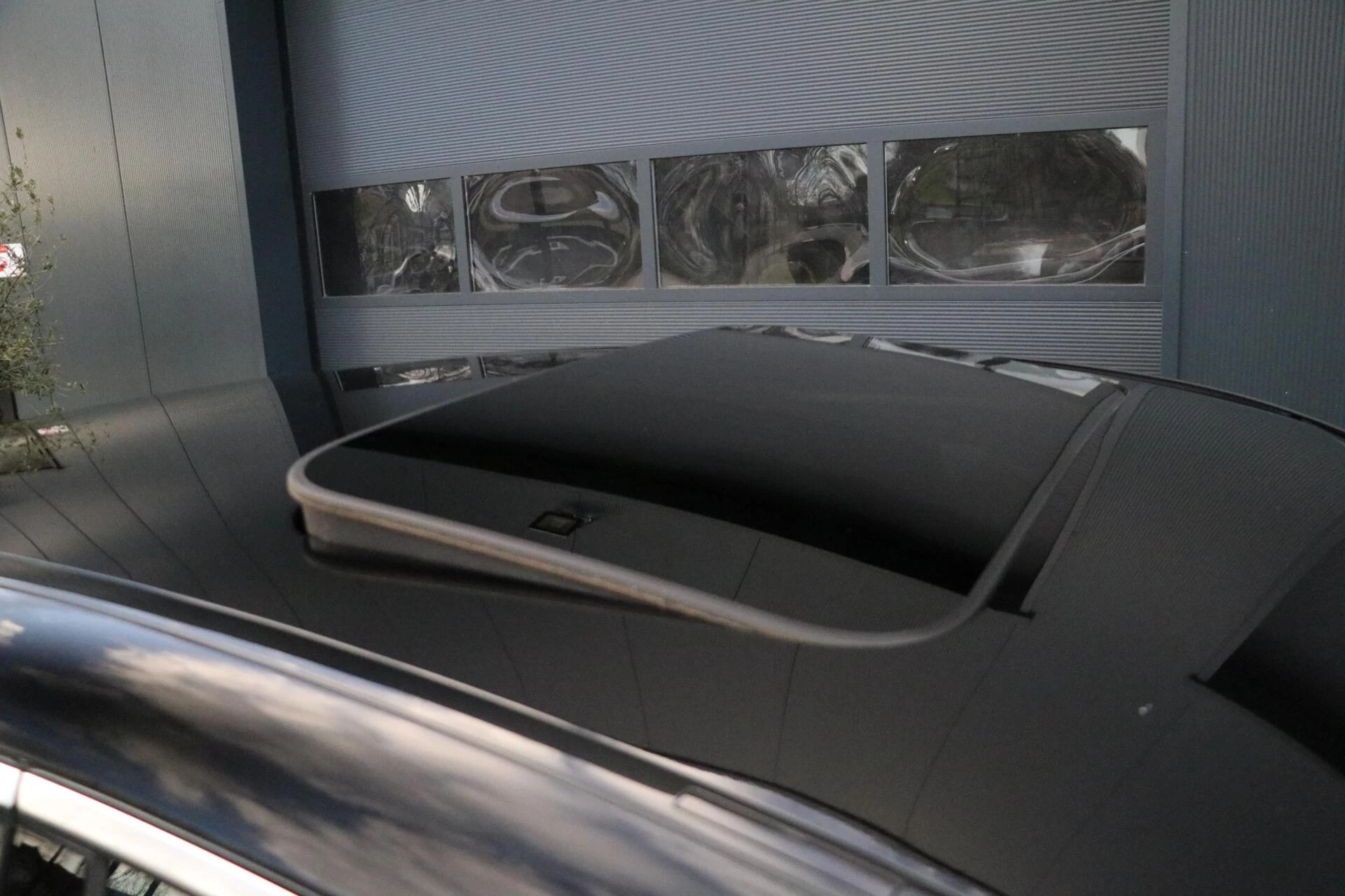 Hoofdafbeelding Mercedes-Benz EQC