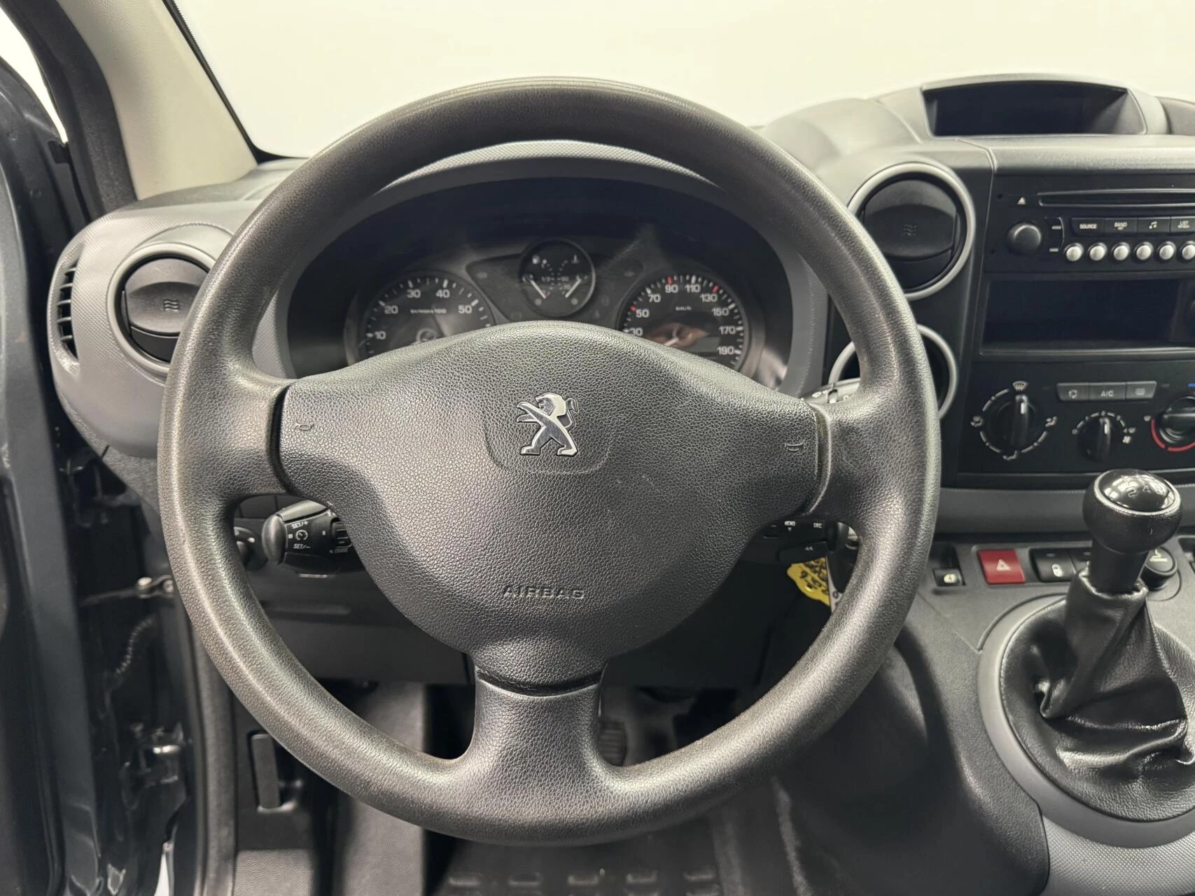 Hoofdafbeelding Peugeot Partner