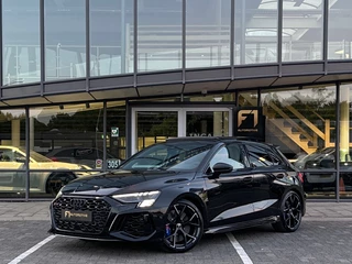Hoofdafbeelding Audi RS3 Audi RS3 Sportback 2.5 TFSI Quattro Pano|Ceramic|HuD|B&O|Mem
