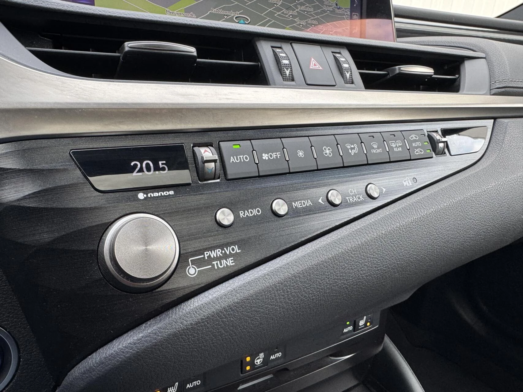 Hoofdafbeelding Lexus ES