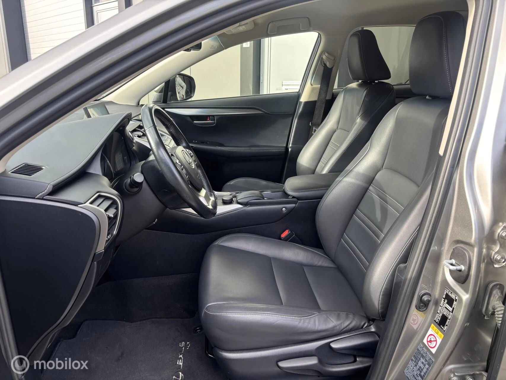 Hoofdafbeelding Lexus NX