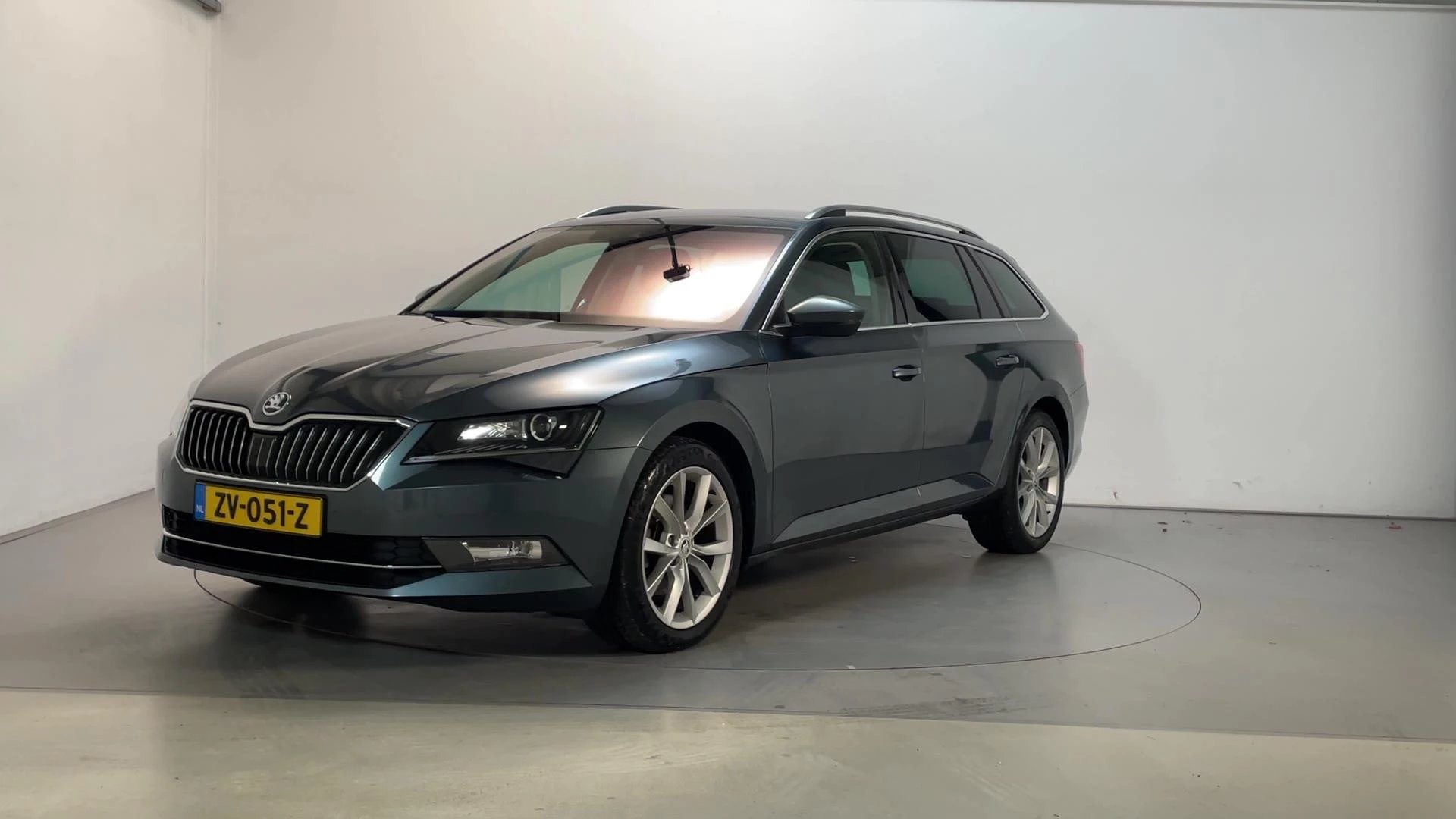 Hoofdafbeelding Škoda Superb