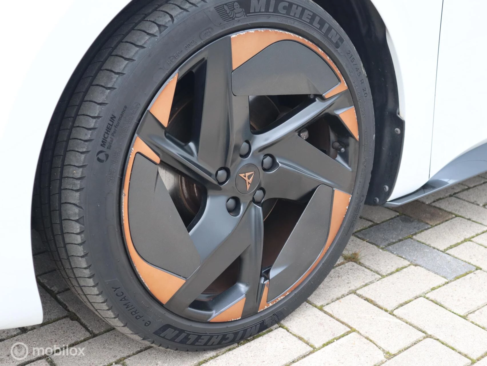 Hoofdafbeelding CUPRA Born