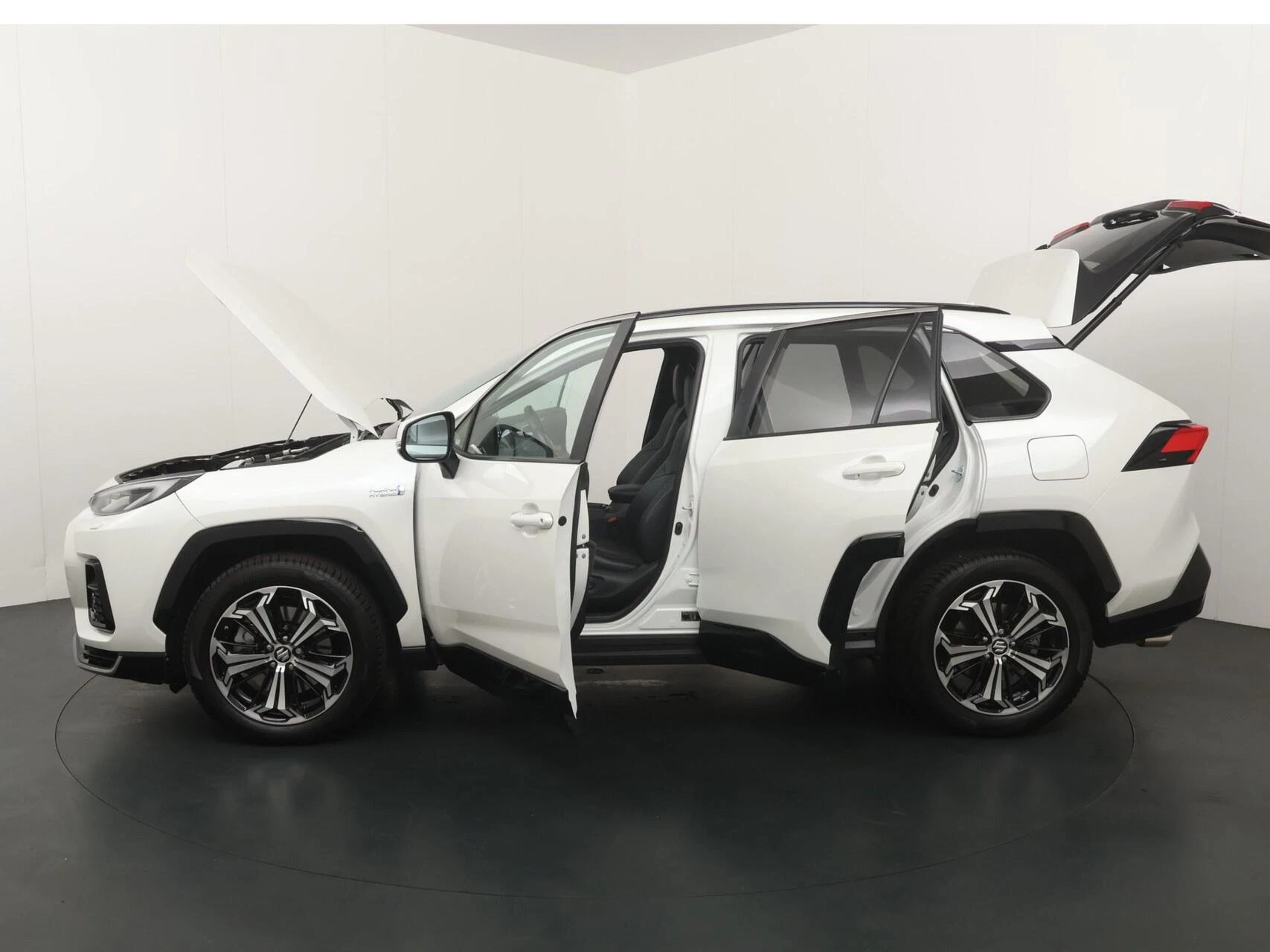 Hoofdafbeelding Suzuki Across