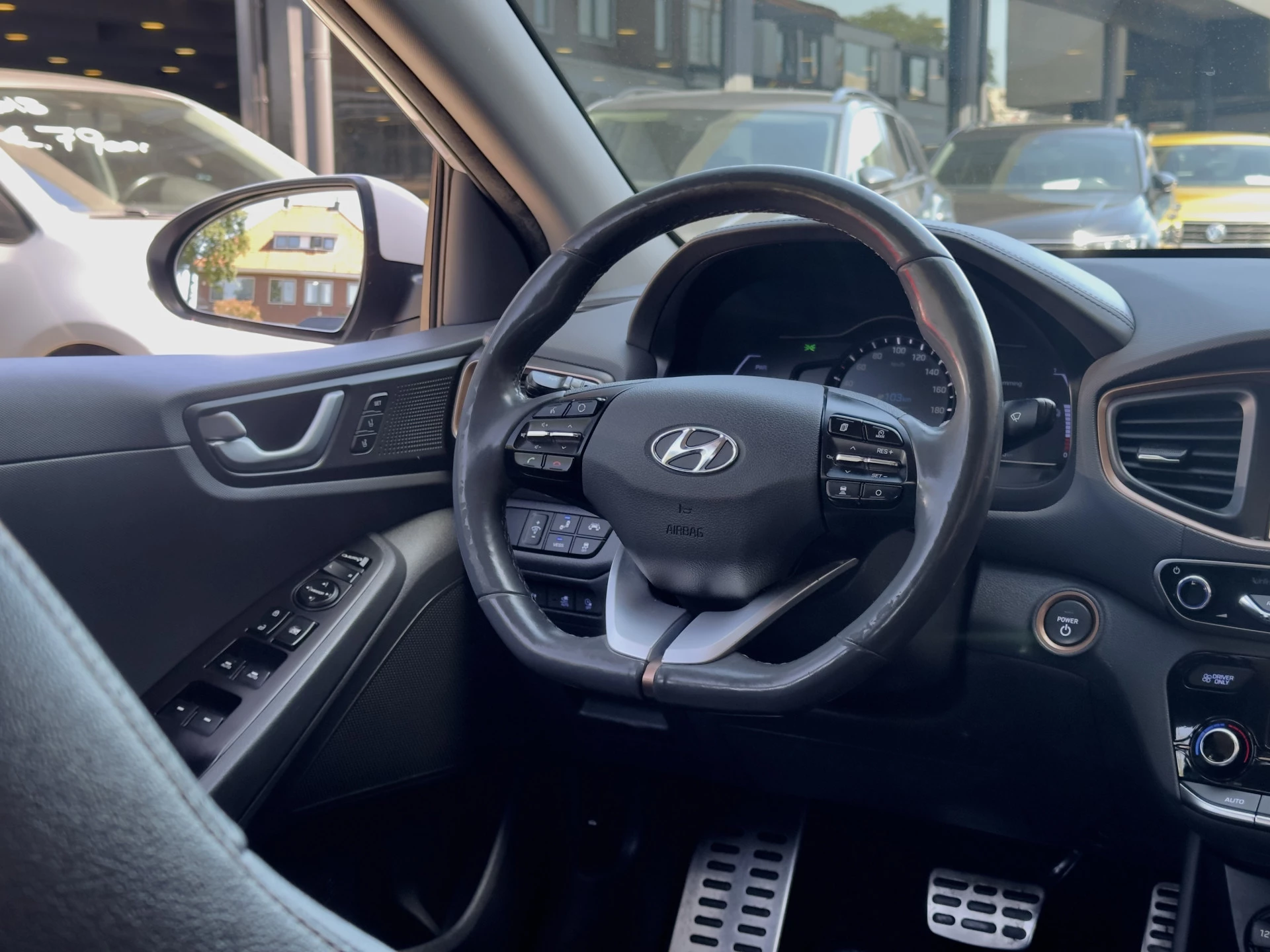 Hoofdafbeelding Hyundai IONIQ
