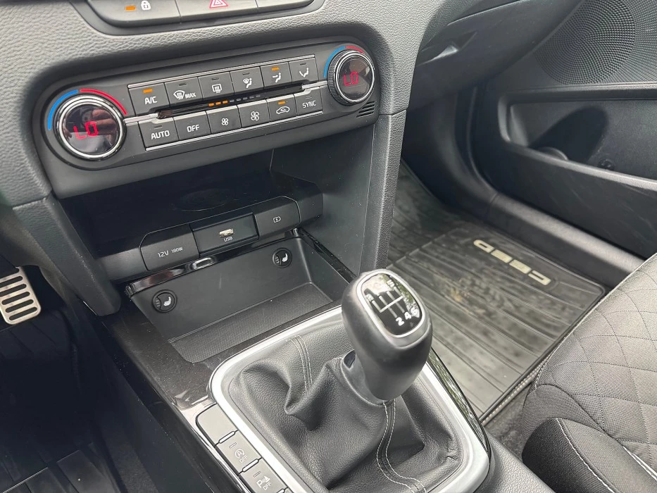 Hoofdafbeelding Kia Ceed