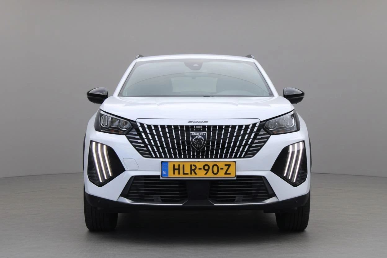 Hoofdafbeelding Peugeot e-2008