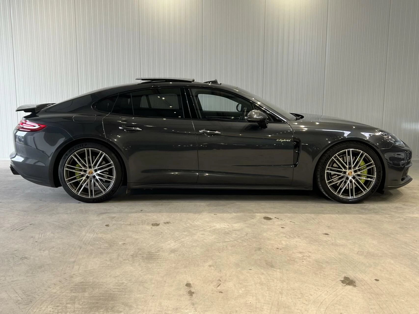 Hoofdafbeelding Porsche Panamera