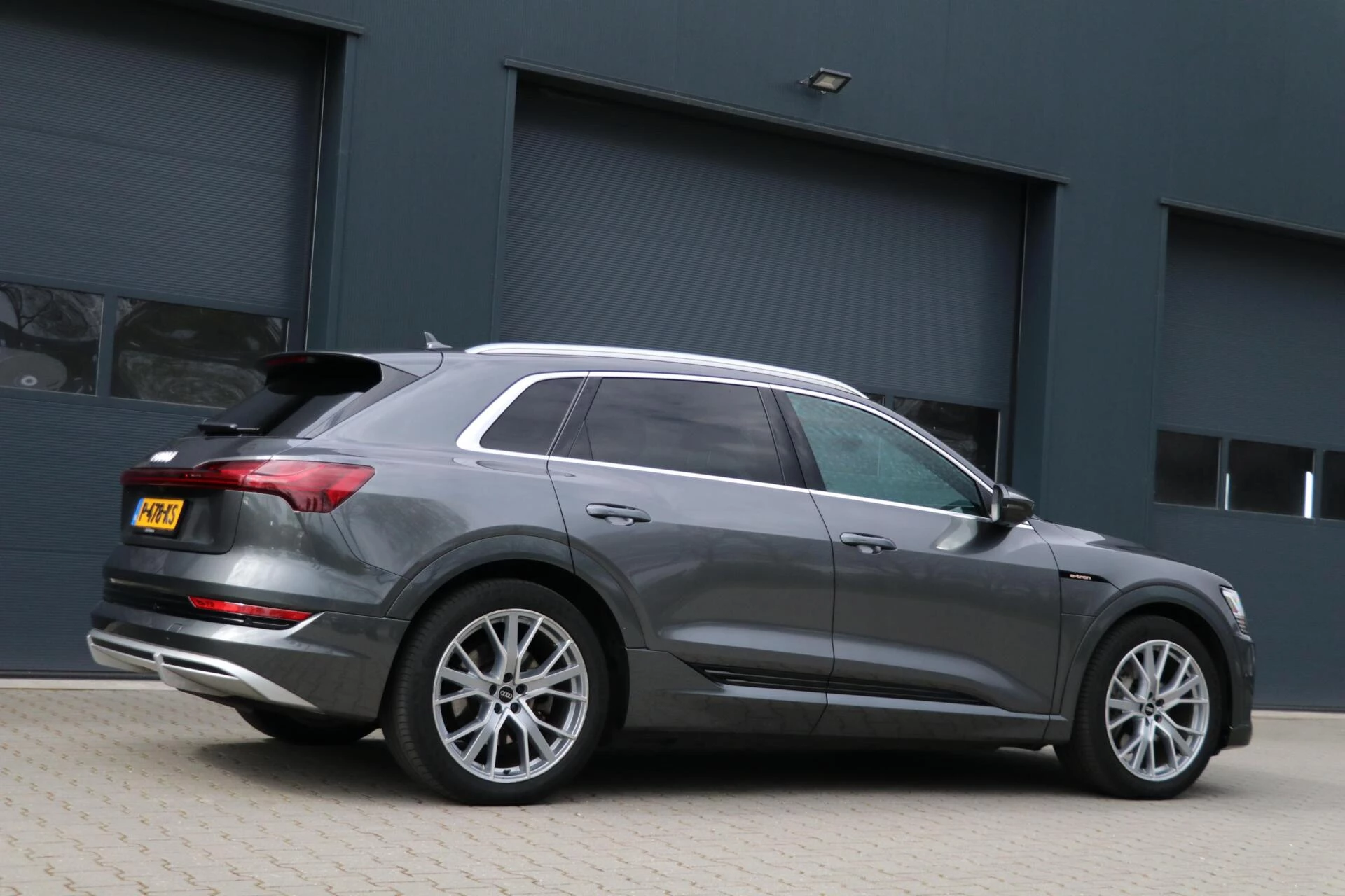 Hoofdafbeelding Audi e-tron