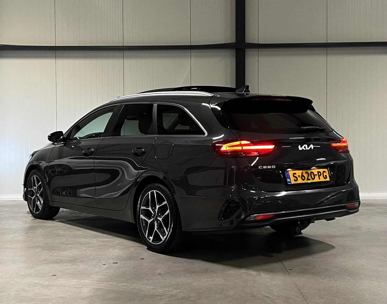 Hoofdafbeelding Kia Ceed Sportswagon