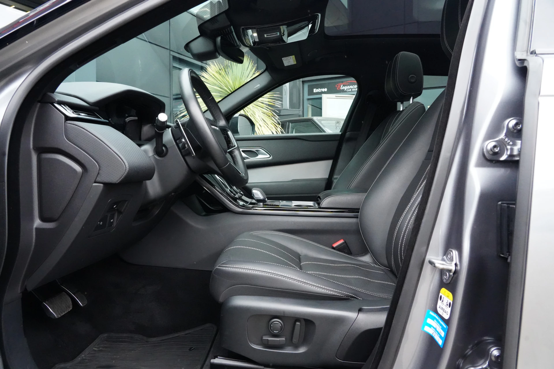 Hoofdafbeelding Land Rover Range Rover Velar