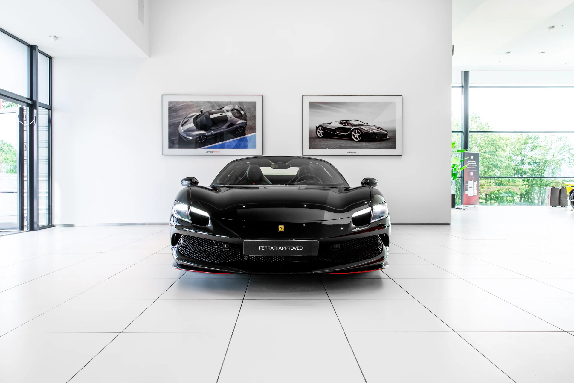 Hoofdafbeelding Ferrari 296