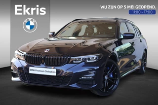 BMW 3 Serie Touring 330e | M Sport Plus | Individual Nachtblau metallic | Glazen Panoramadak | Trekhaak Elektrisch | Carbon | Head-Up Display | Stoelverwarming | Leder | Camera | 19" M Dubbelspaak | PS | Lentevoordeel