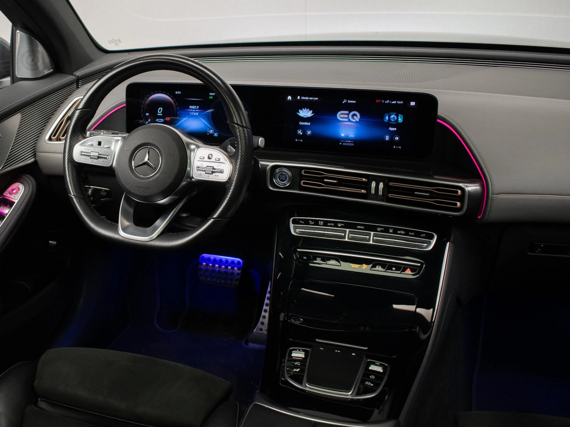 Hoofdafbeelding Mercedes-Benz EQC