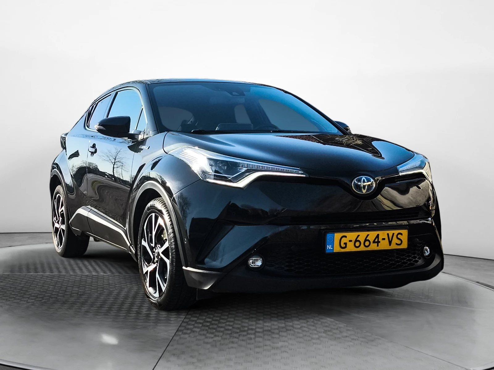 Hoofdafbeelding Toyota C-HR