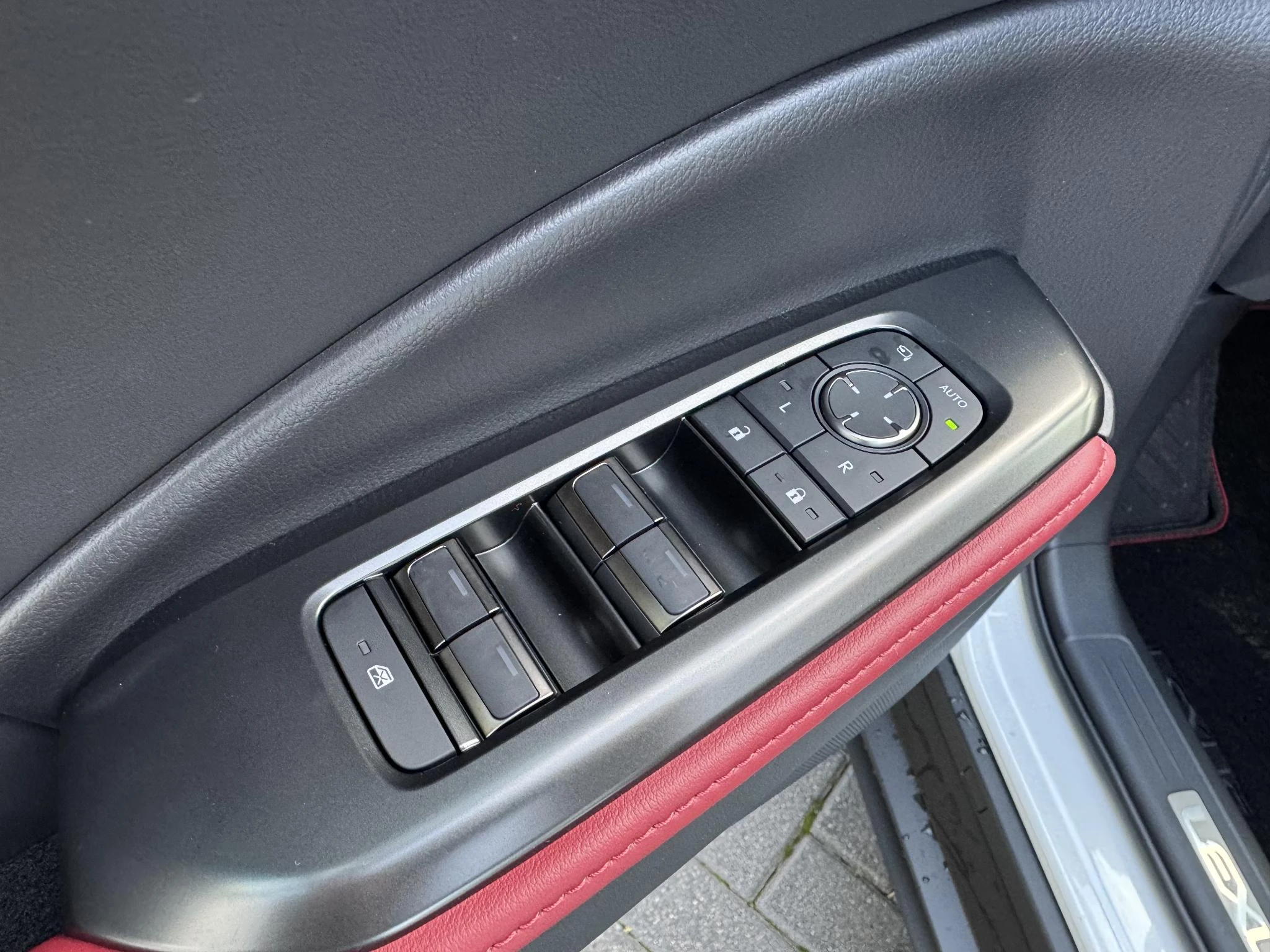 Hoofdafbeelding Lexus LBX