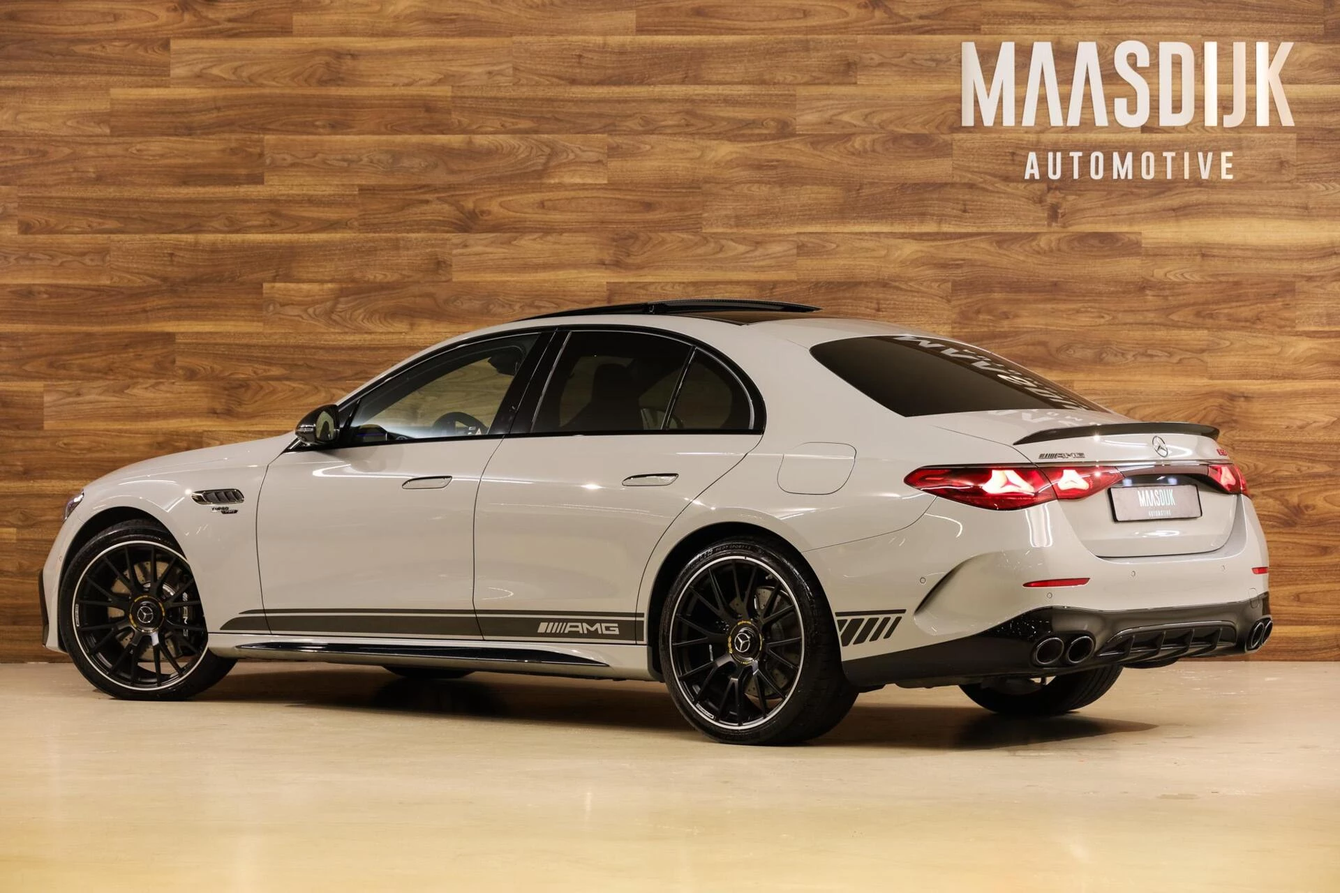 Hoofdafbeelding Mercedes-Benz E-Klasse