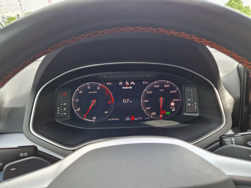 Hoofdafbeelding SEAT Arona
