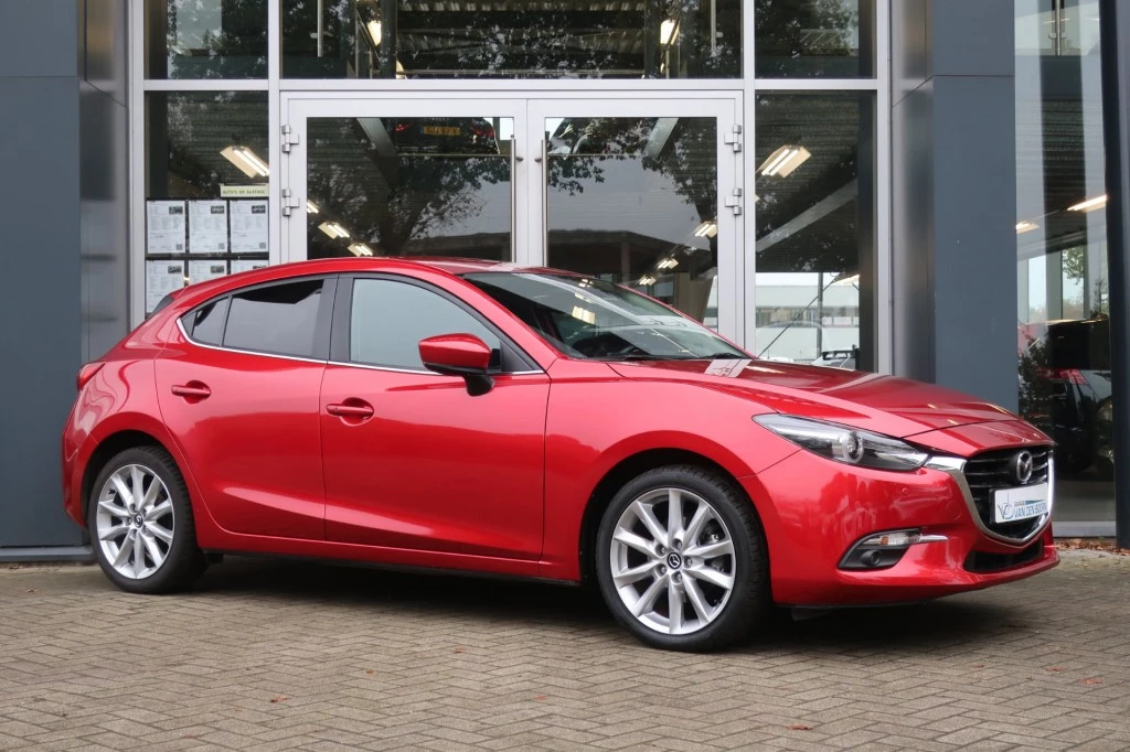 Hoofdafbeelding Mazda 3