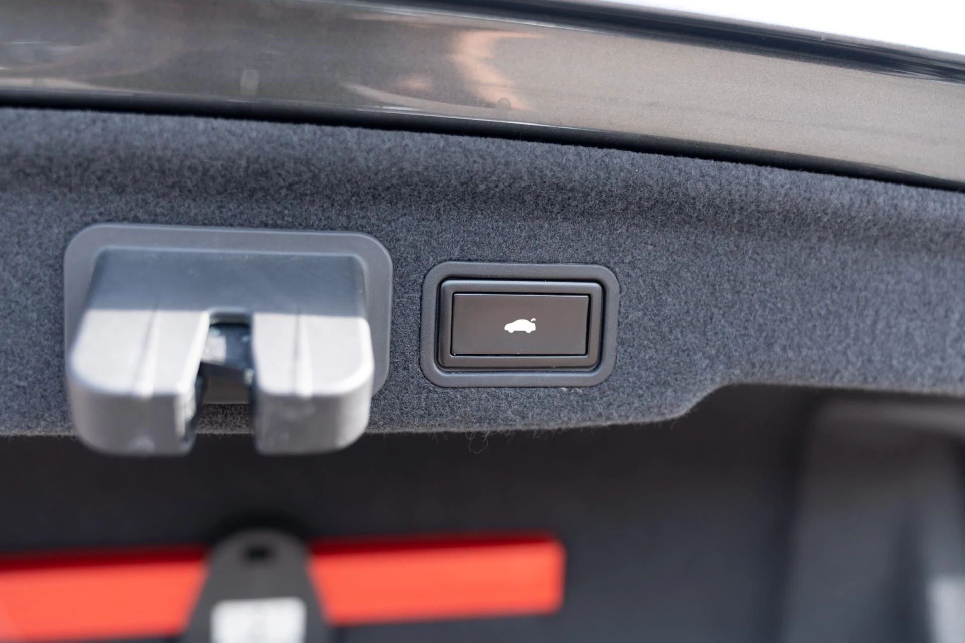 Hoofdafbeelding Audi S8