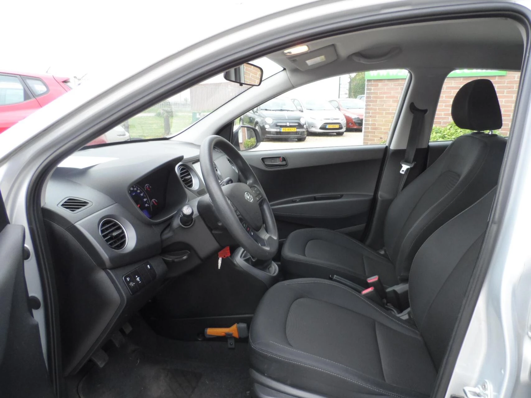 Hoofdafbeelding Hyundai i10
