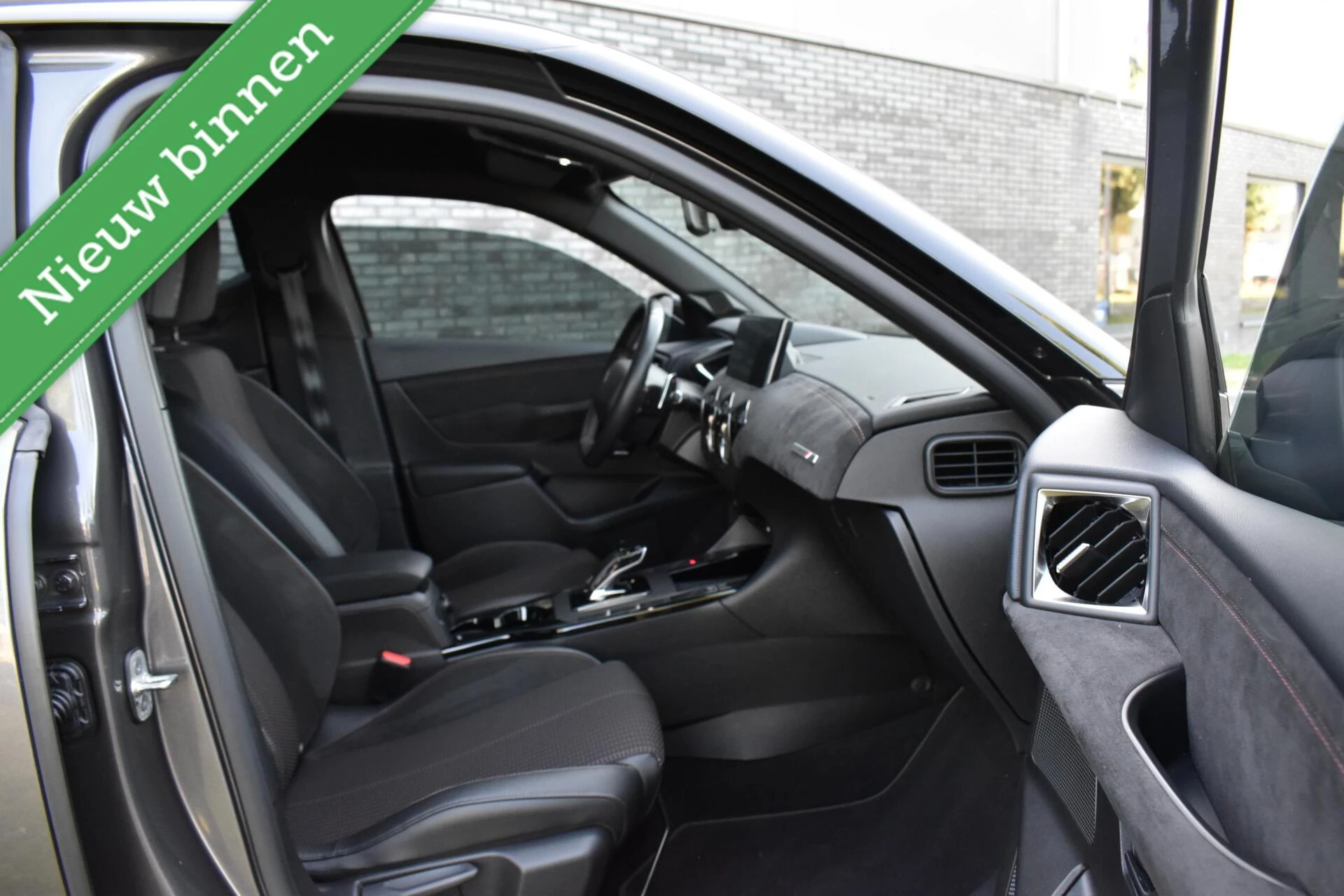 Hoofdafbeelding DS DS 3