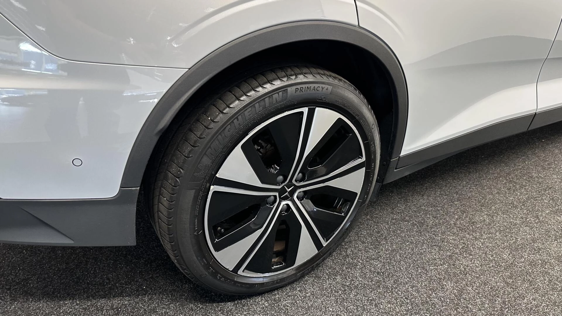 Hoofdafbeelding Polestar 2