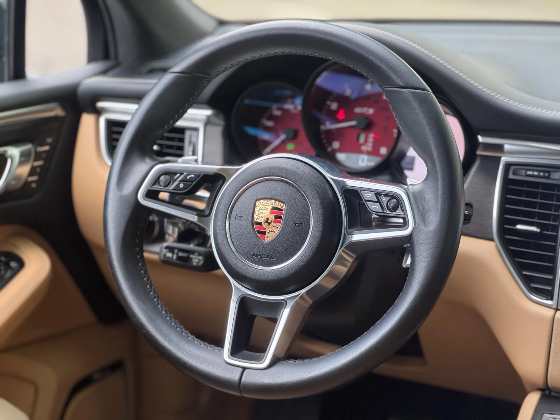 Hoofdafbeelding Porsche Macan