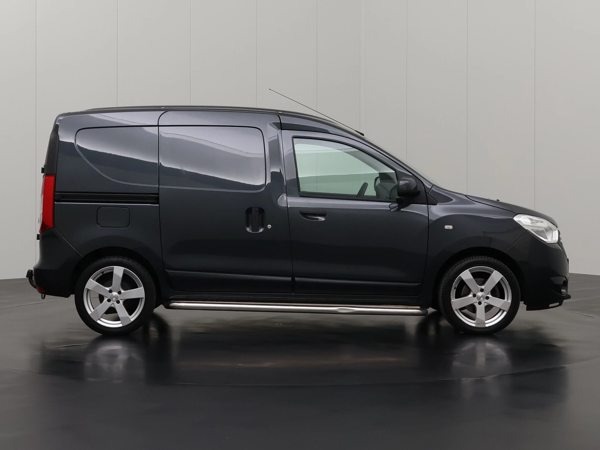 Hoofdafbeelding Dacia Dokker