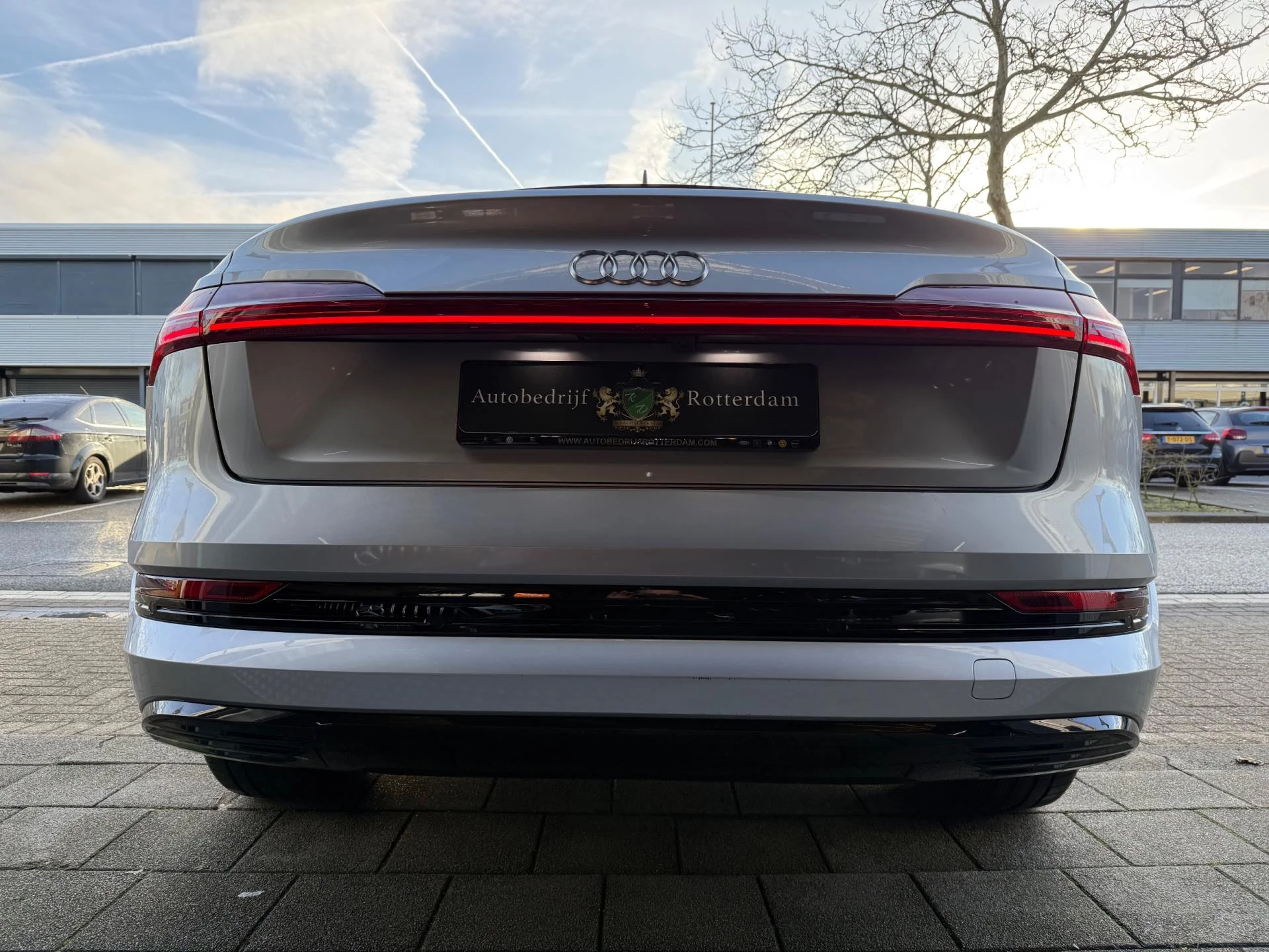 Hoofdafbeelding Audi e-tron