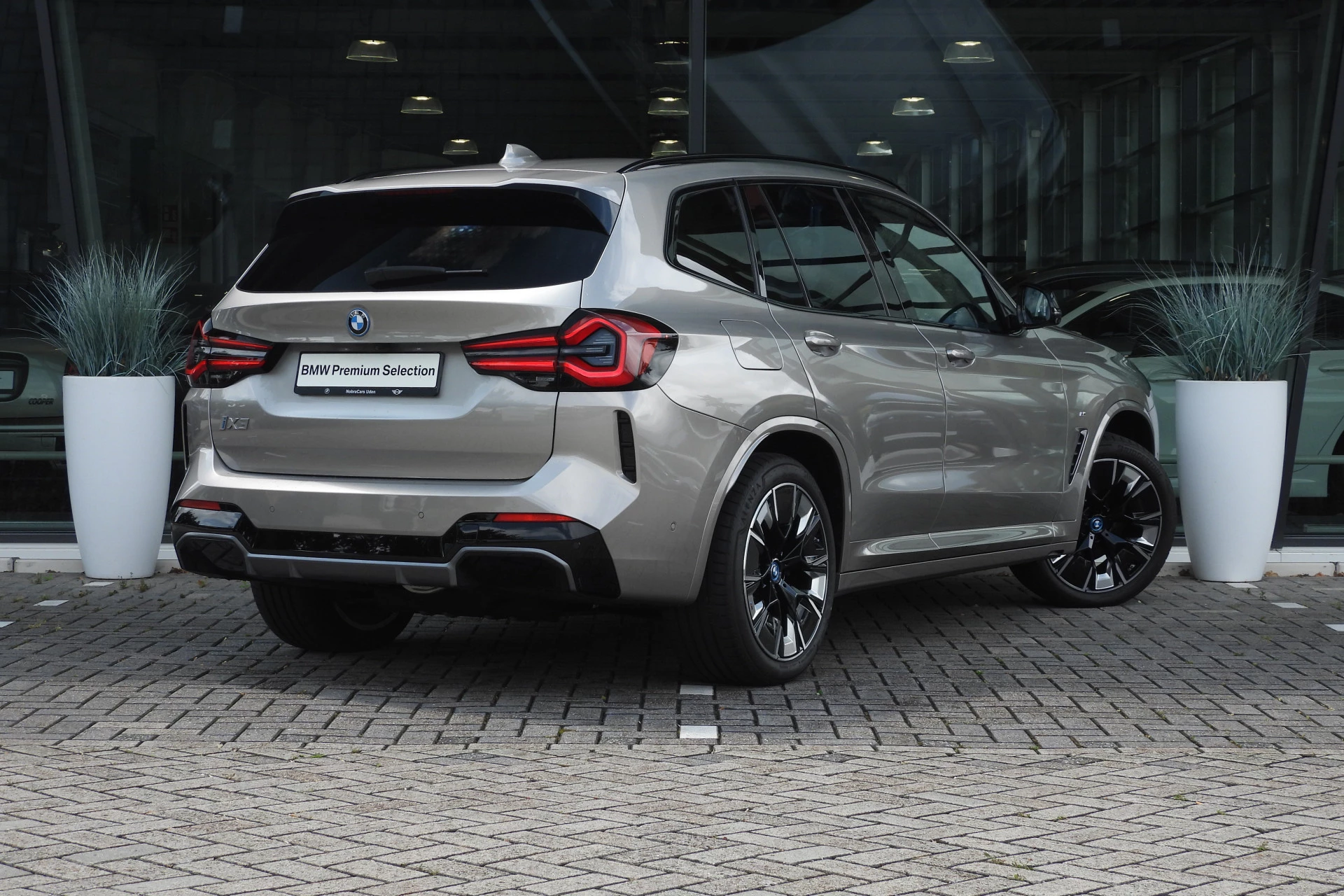 Hoofdafbeelding BMW iX3