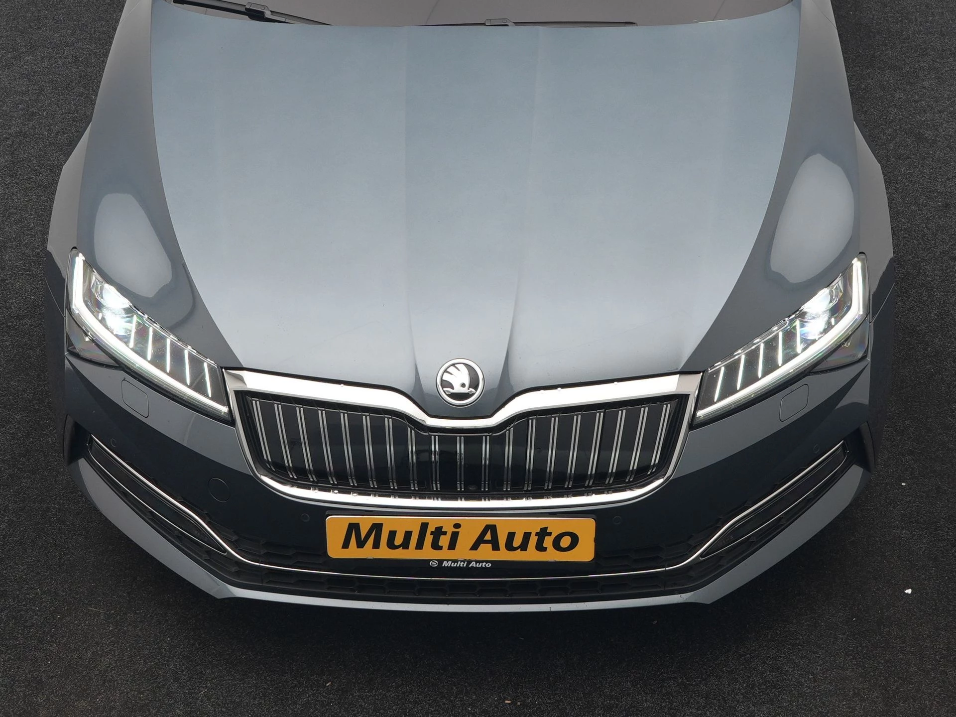 Hoofdafbeelding Škoda Superb