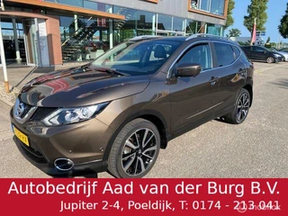 Nissan Qashqai 1.2 N-Vision Automaat , Luxe uitvoering , panorama dak , Velgen , Lederen bekleding Stoel verwarming & koeling , Navigatie Camera , keyless enty  ,