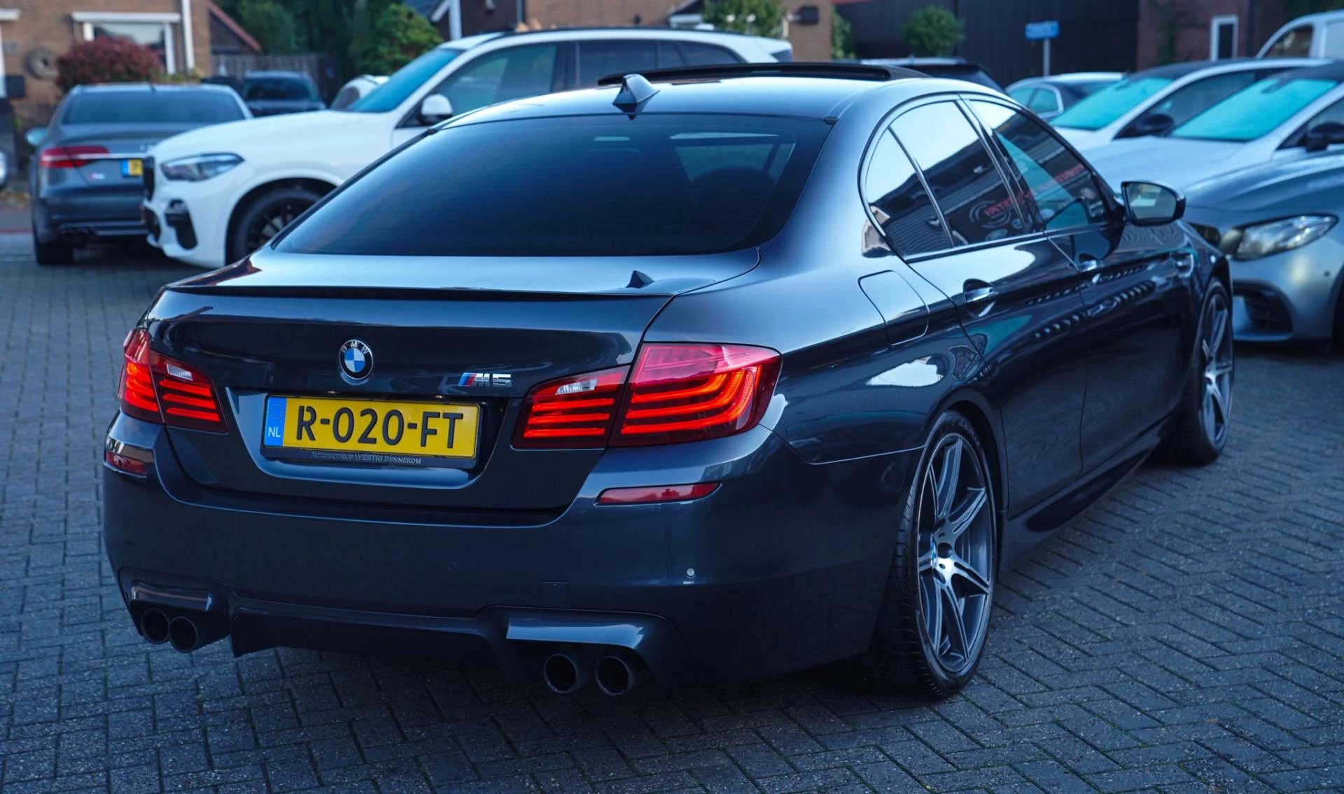 Hoofdafbeelding BMW M5