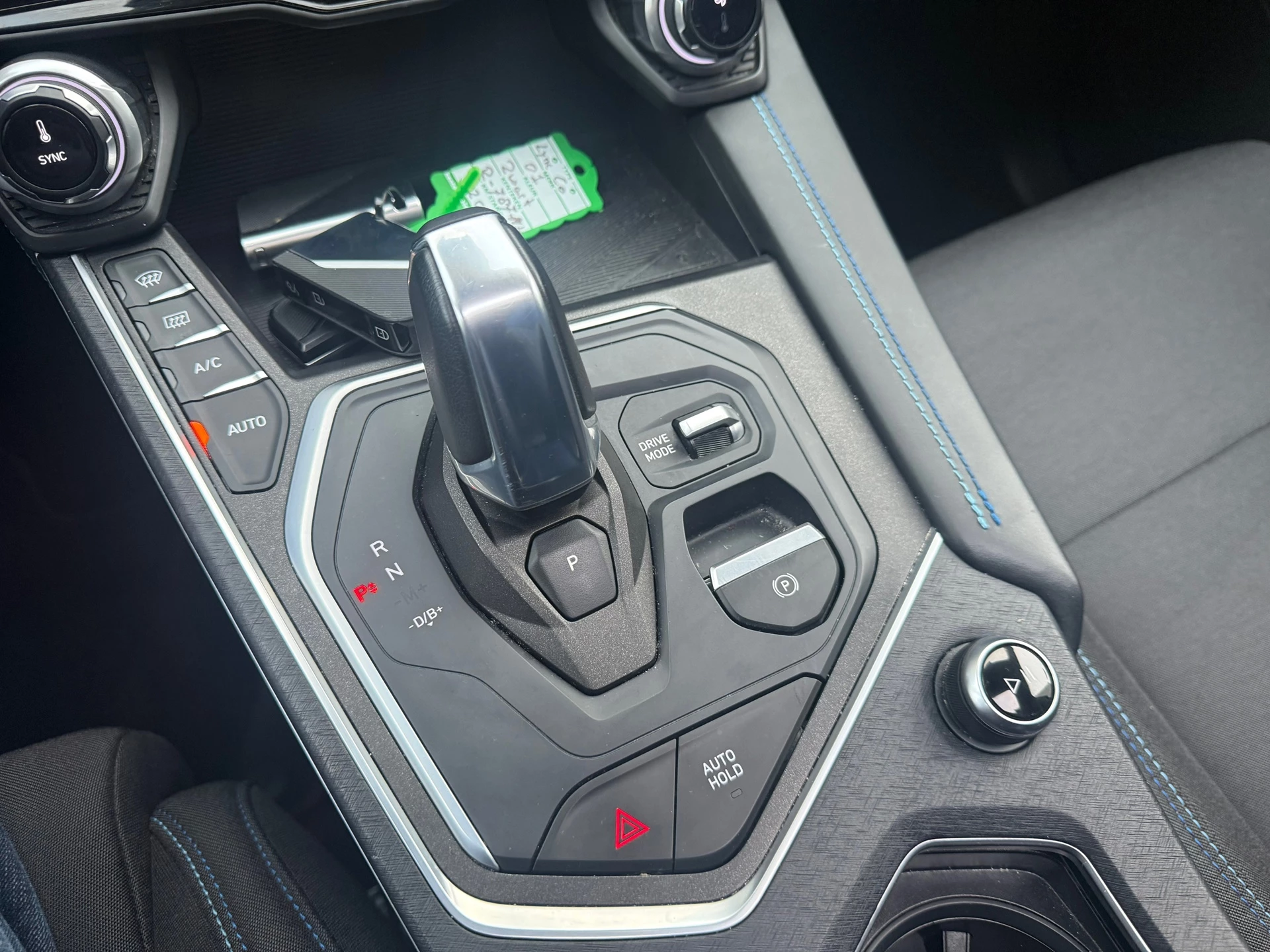 Hoofdafbeelding Lynk & Co 01