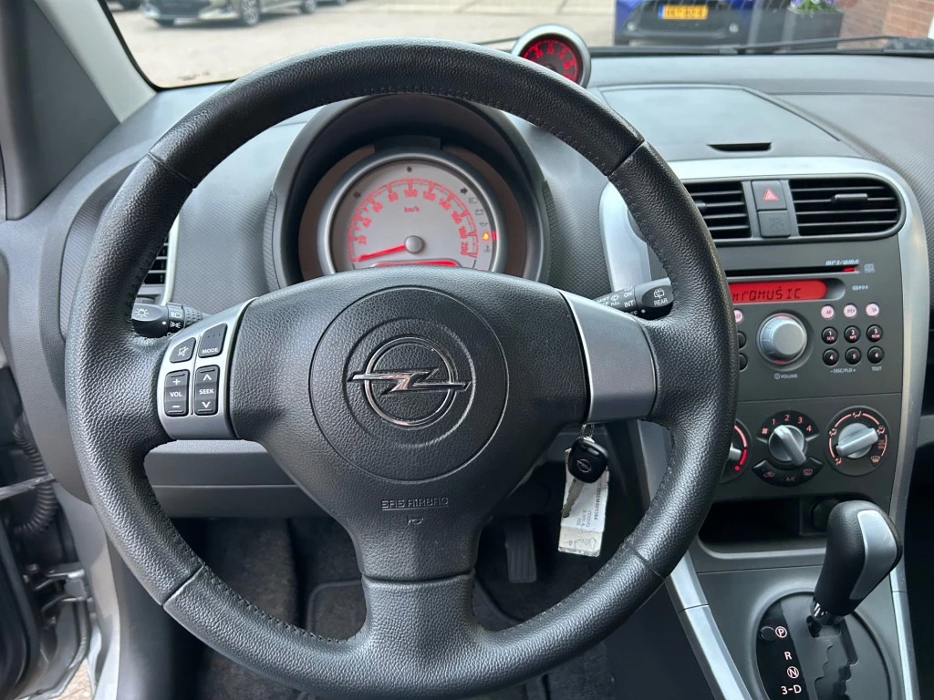 Hoofdafbeelding Opel Agila