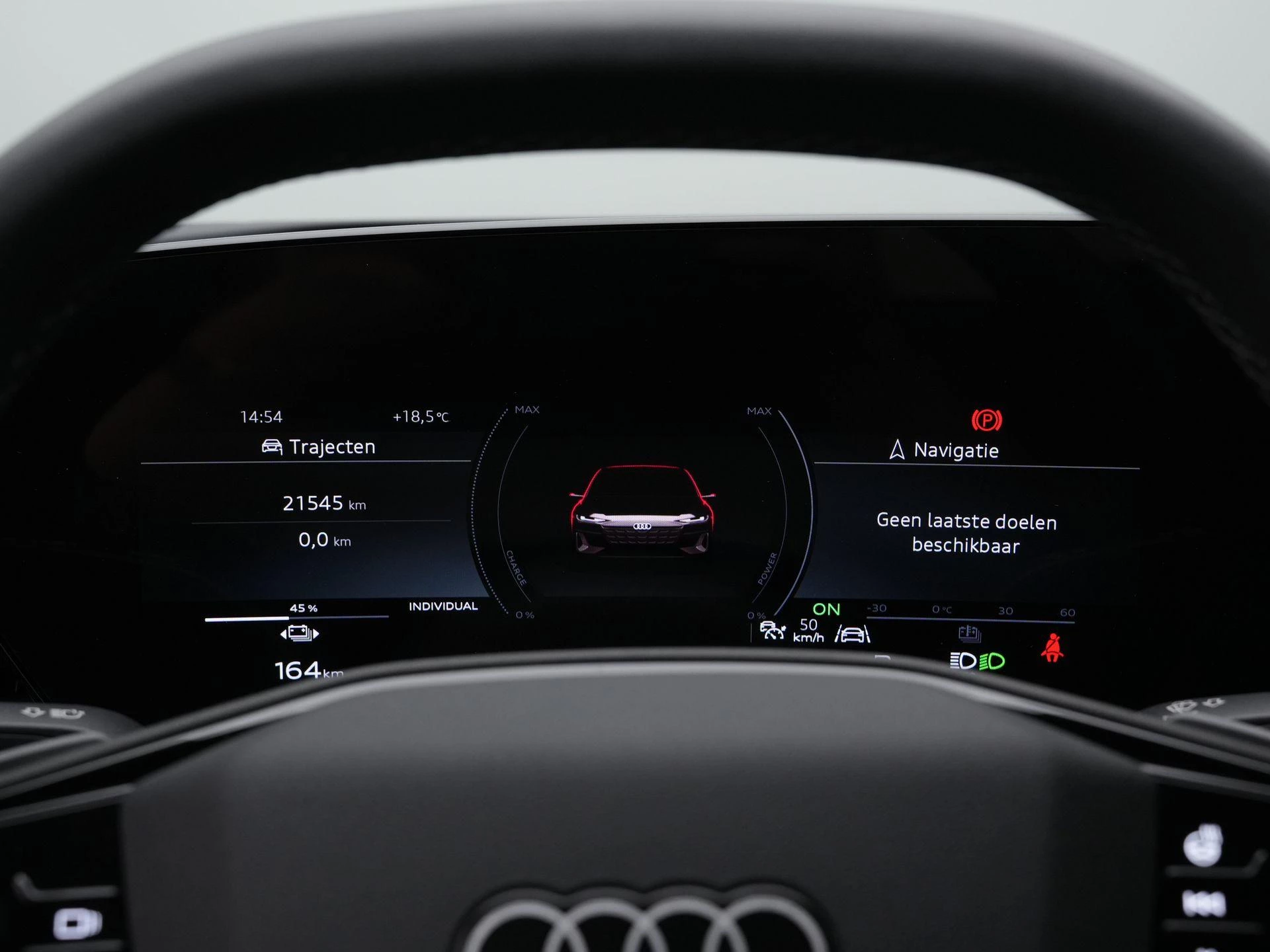 Hoofdafbeelding Audi A6 Avant e-tron