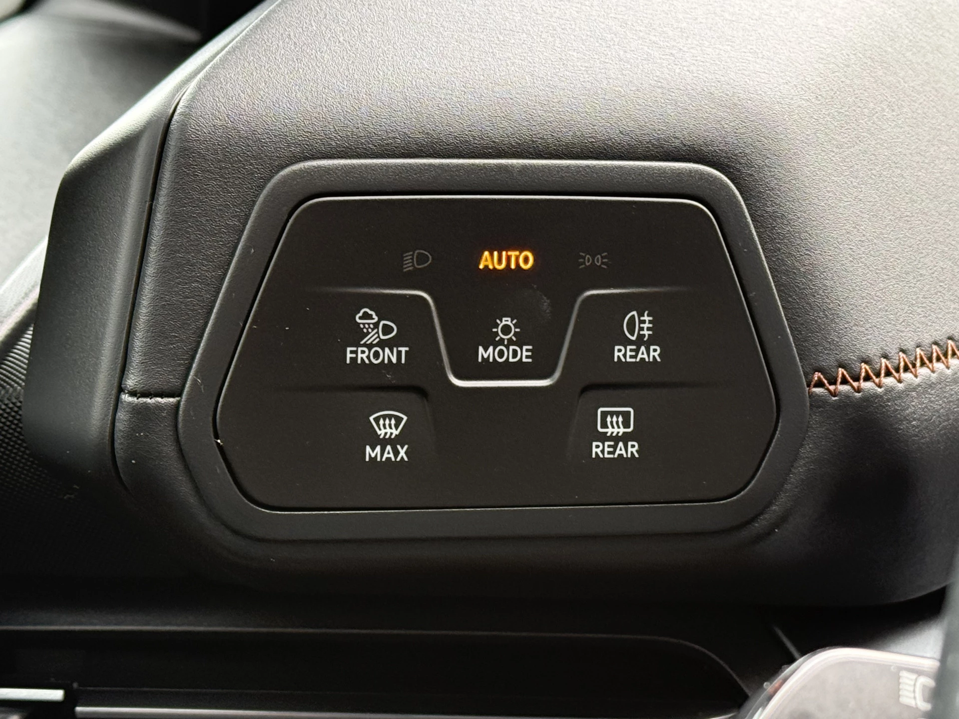 Hoofdafbeelding CUPRA Born