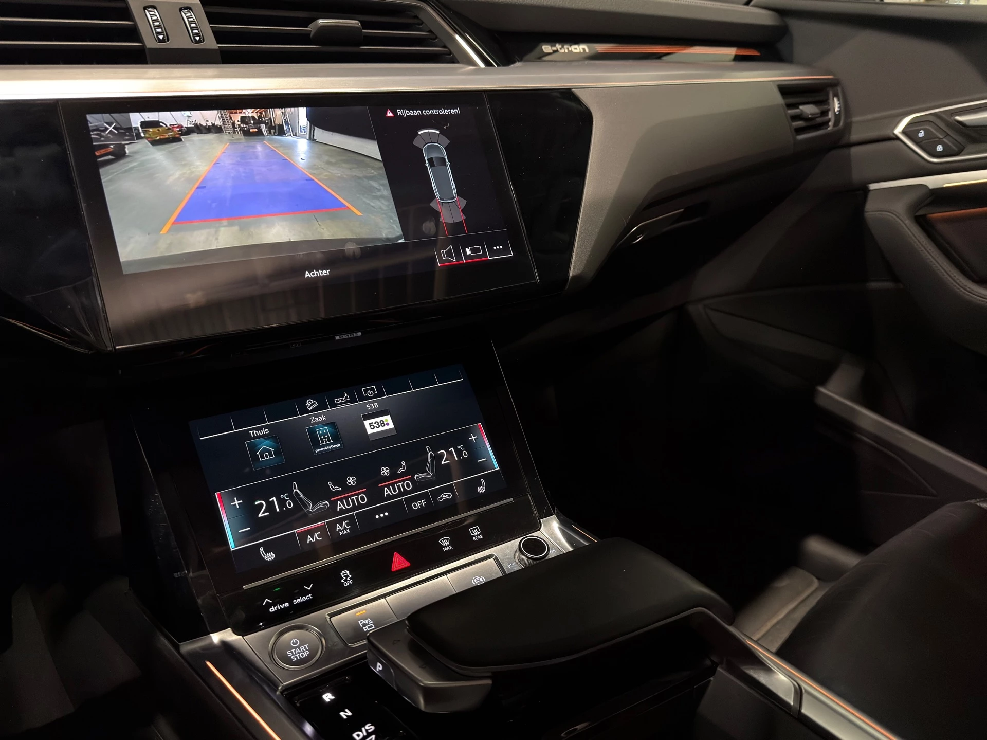 Hoofdafbeelding Audi e-tron