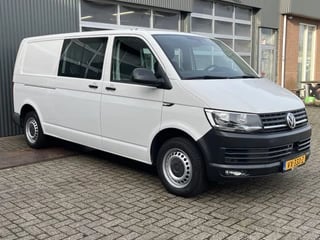 Volkswagen Transporter 2.0 TDI L2H1 150pk Automaat Dubbele cabine Dubbele schuifdeuren Airco Cruise controle Trekhaak 2500kg Euro 6 1e eigenaar Dealer onderhouden Btw en Bpm vrij